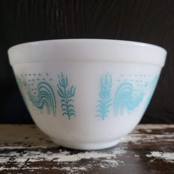 Vintage Pyrex Amish Butterprint Mixing Bowl 1.5 PT #401 Pyrex Nesting Bowl - Picture 2 of 7